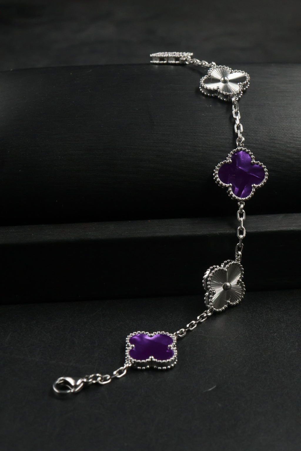 Pulsera Trébol Morado Mármol- Láser Plateado.