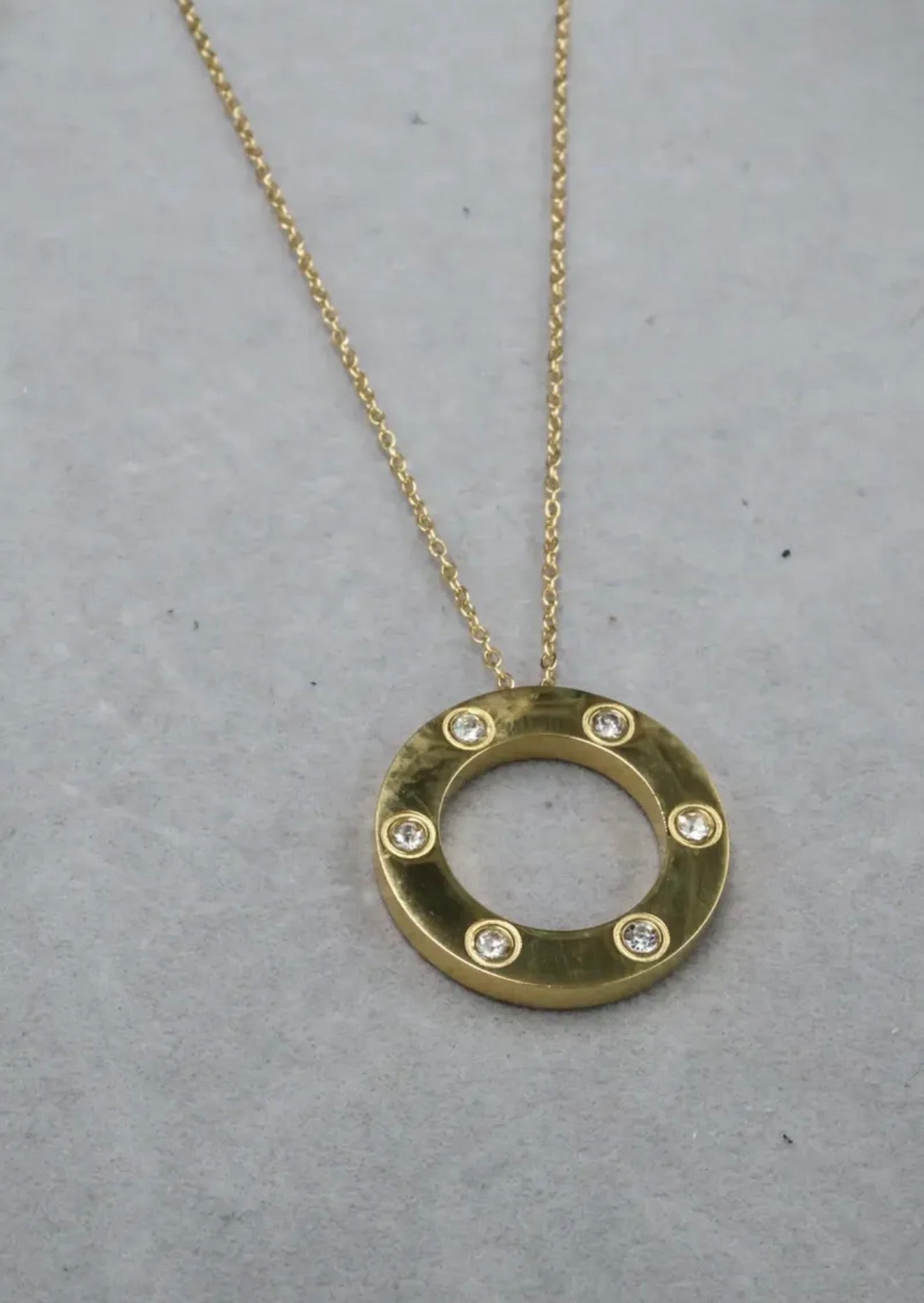 Collar Clavo con Zirconias - Dorado.