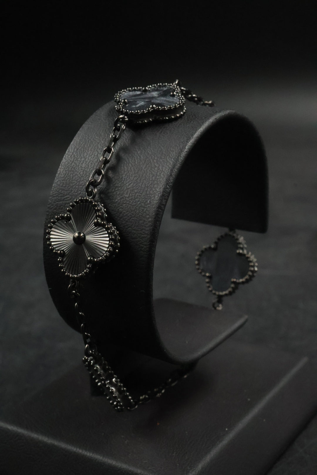Pulsera Trébol Negro Mármol- Láser Negro.