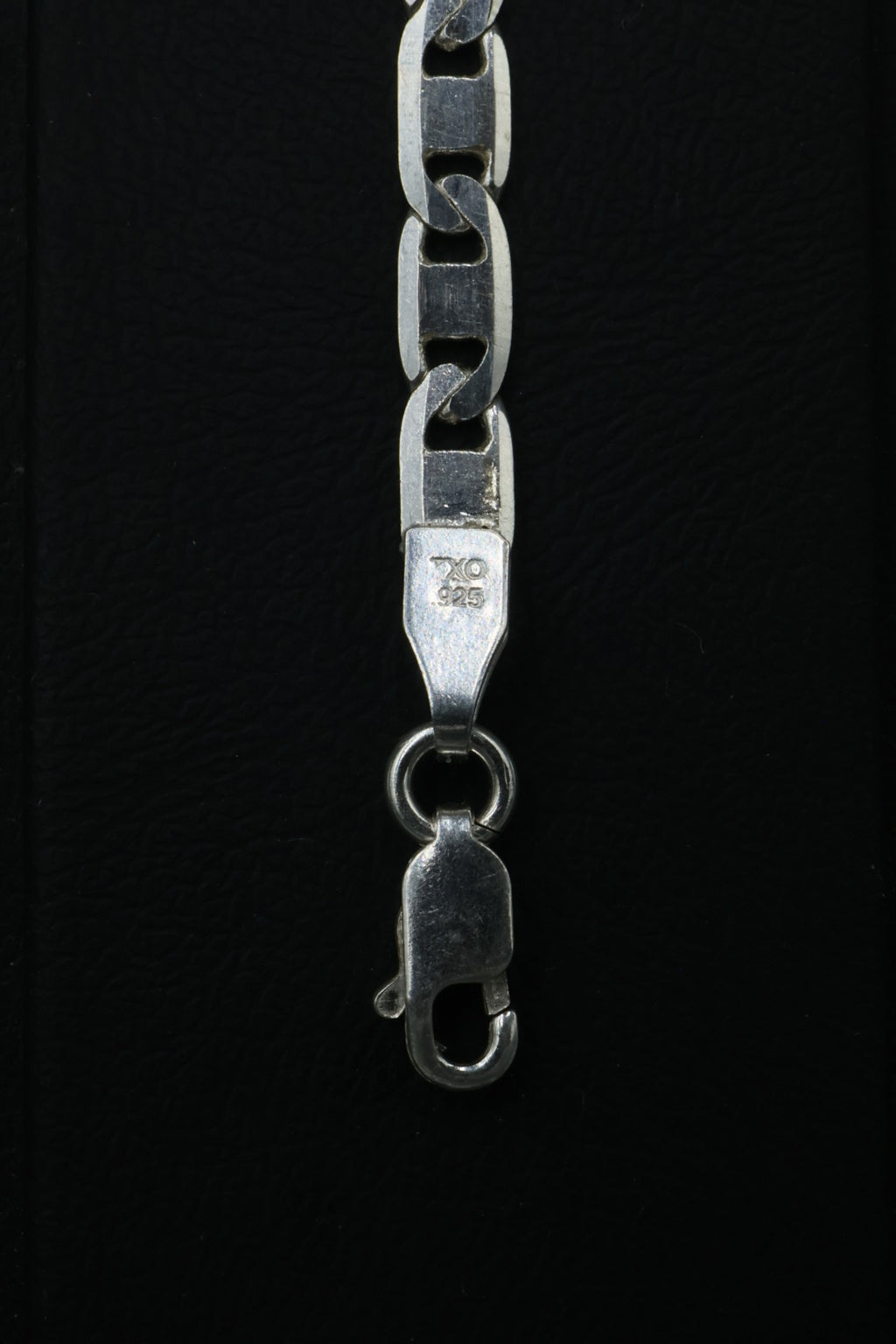 Pulsera tejido Valentino