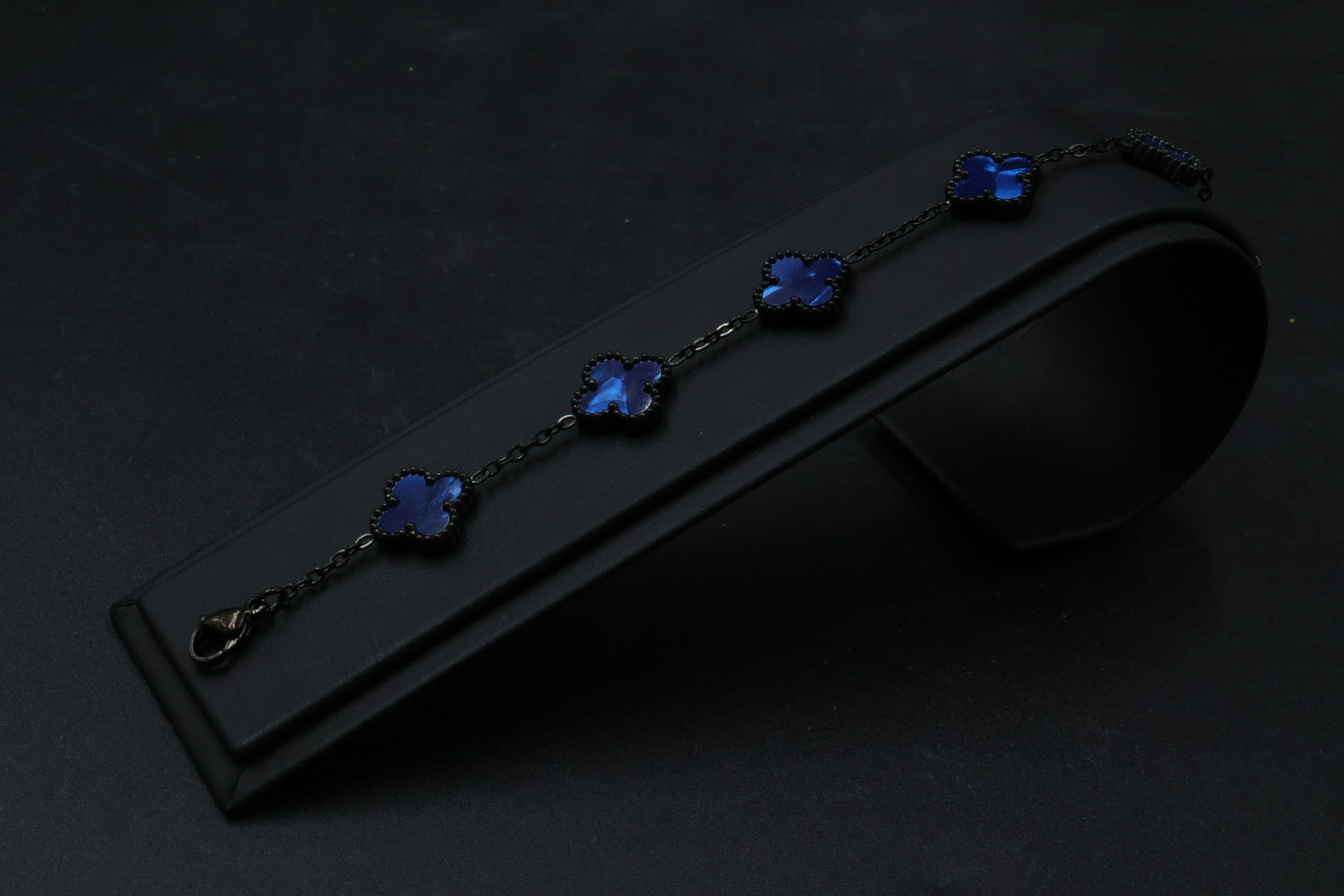 Pulsera Negra Trébol 13 mm Mármol - Azul.