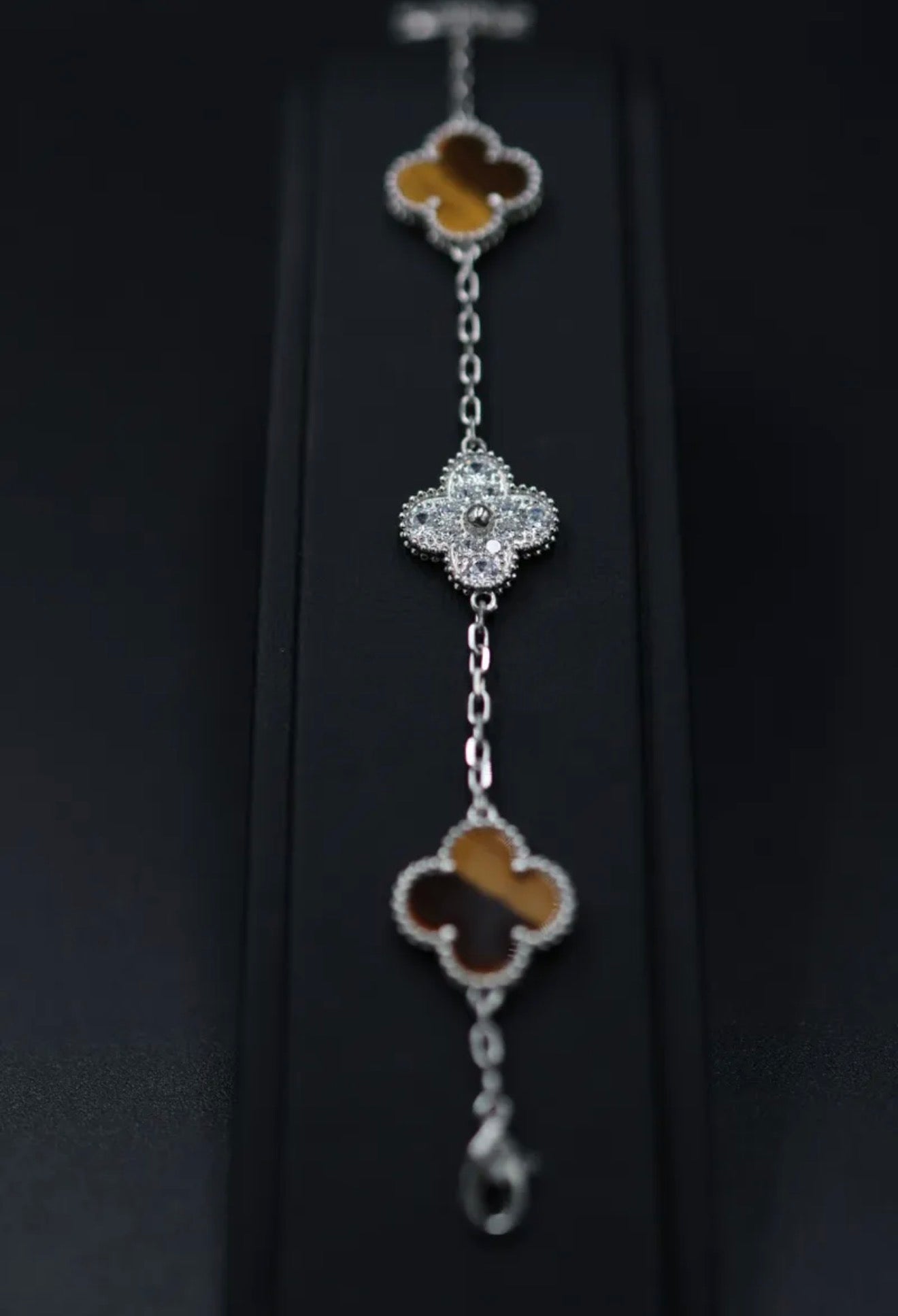 Pulsera VCA Plata .925 1:1 Vintage Alhambra, 5 Motivos Ojo de Tigre - Diamonds.