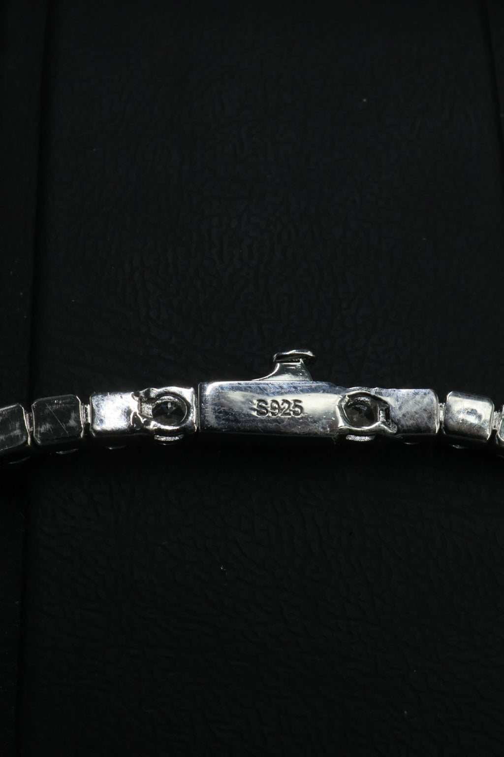 Pulsera Tenis -  Broche de un toque 3 mm.
