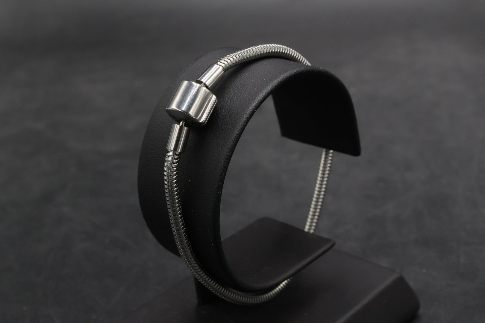 Pulsera tipo Pandora 2.