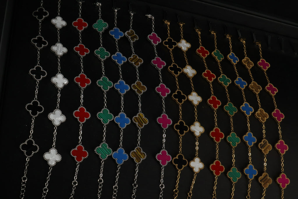 Paquete Emprendedores 10 Pulseras Trébol 13 mm Lisos.