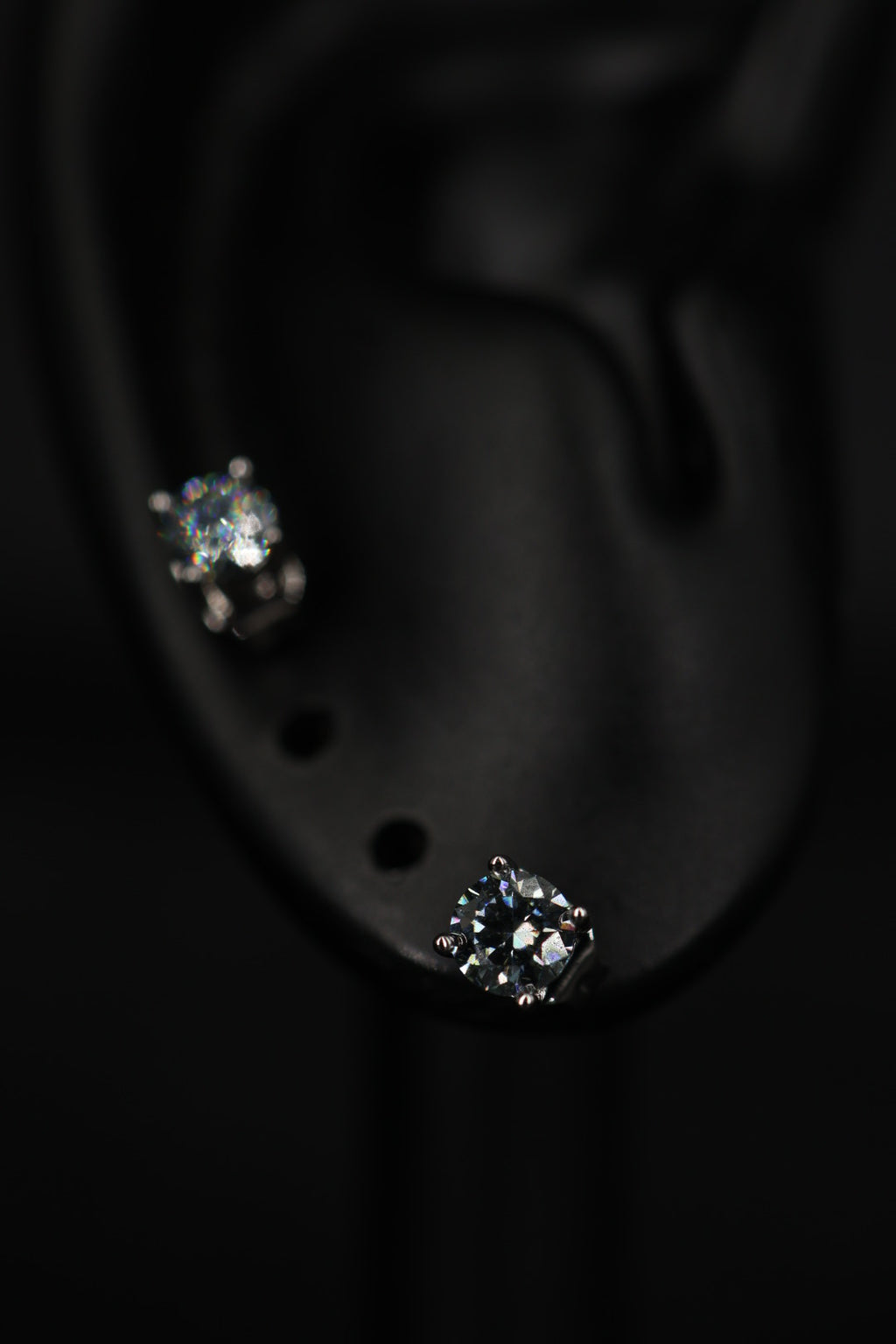 Aretes Plata .925 - Moissanita Gray 0.3 ct.