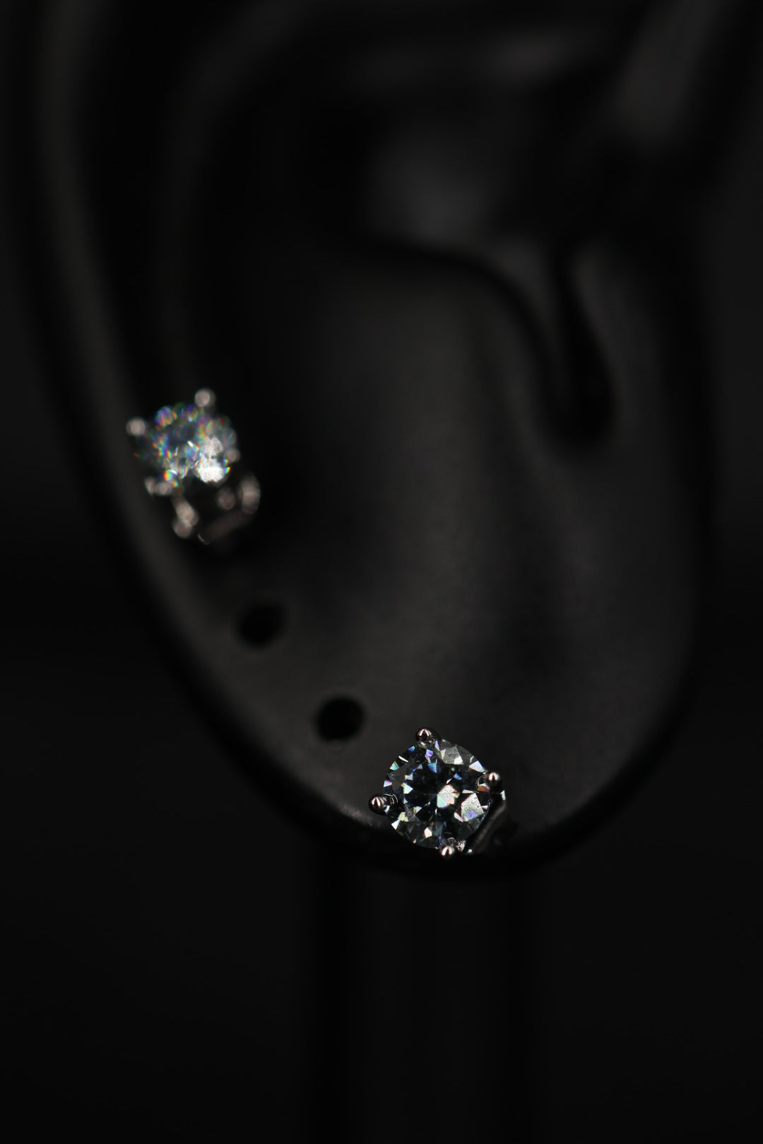 Aretes Plata .925 - Moissanita Gray 0.3 ct.