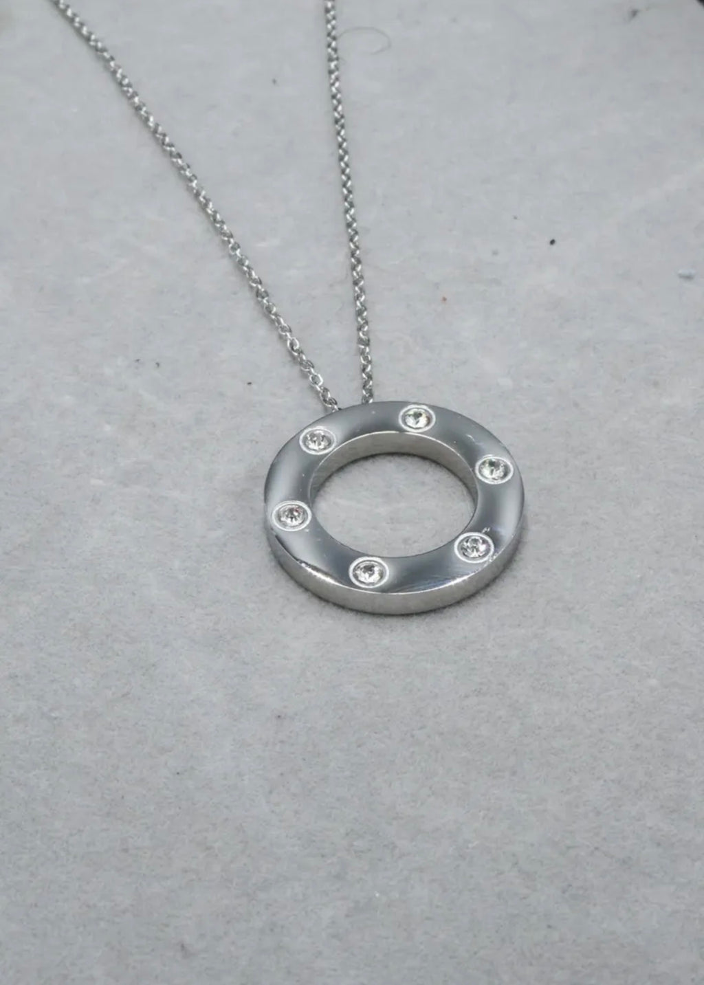 Collar Clavo con Zirconias - Plateado.