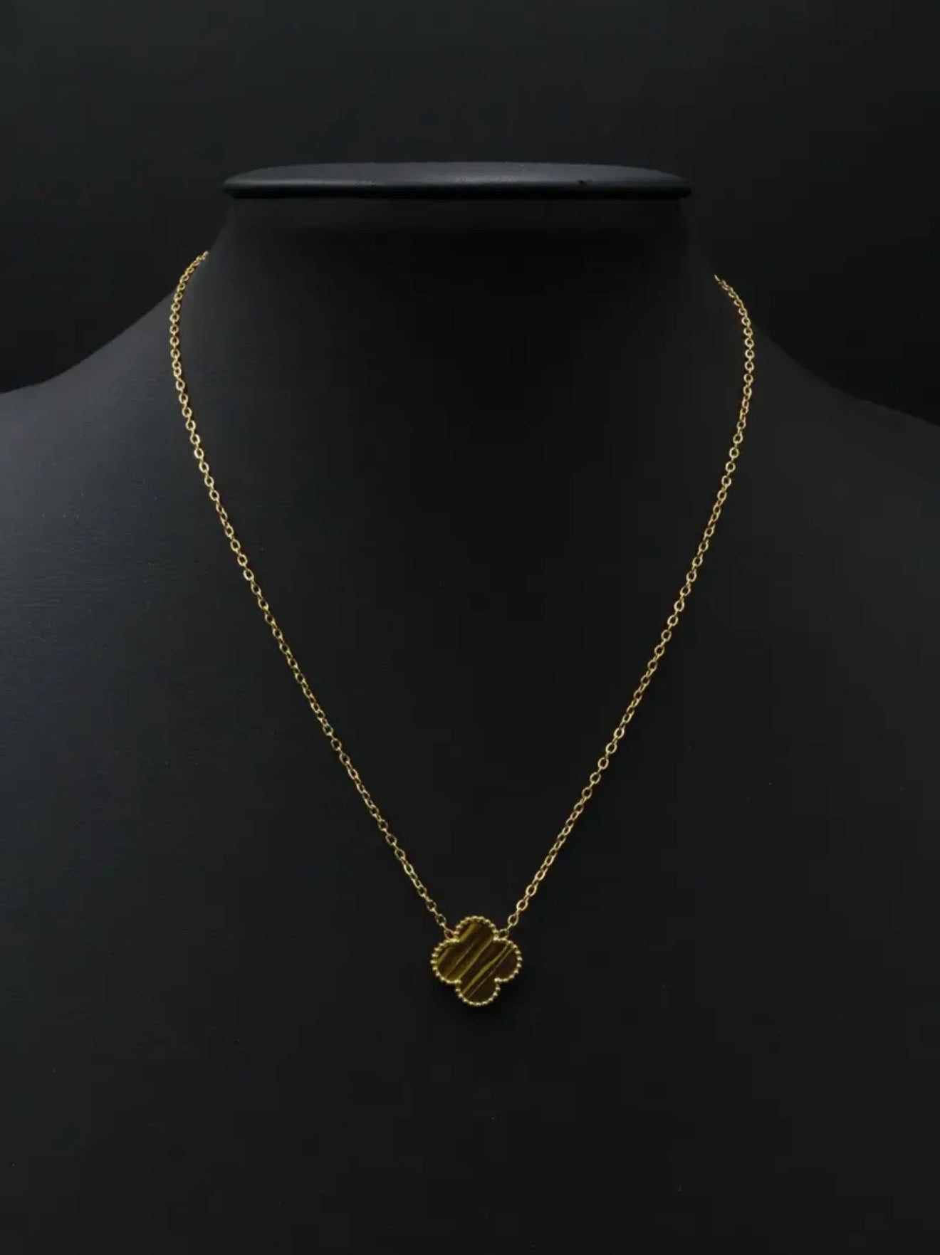 Collar 1 trébol - Dorado / Café.