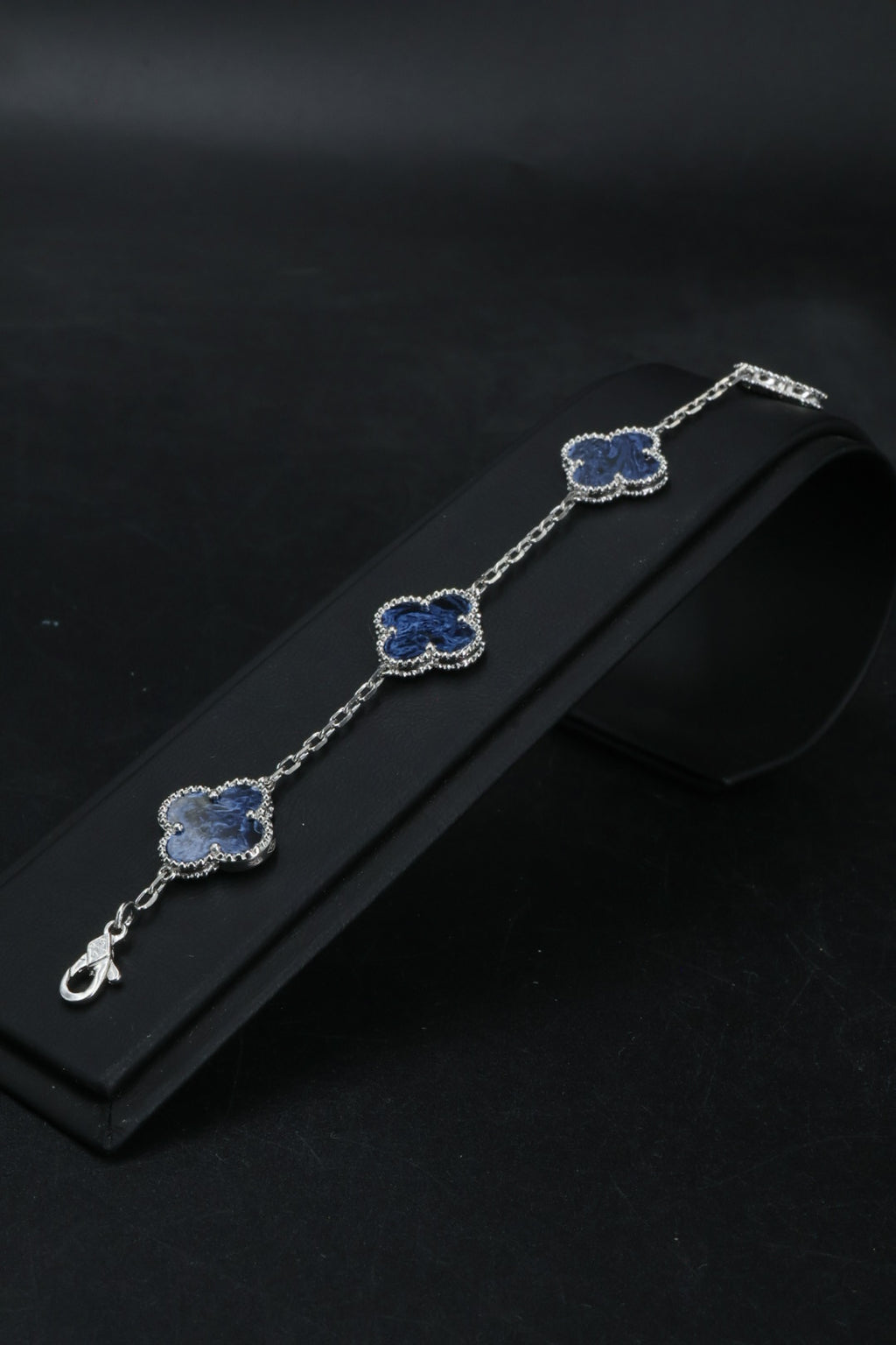Pulsera VCA Plata .925 1:1 Vintage Alhambra, 5 Motivos Sodalita.