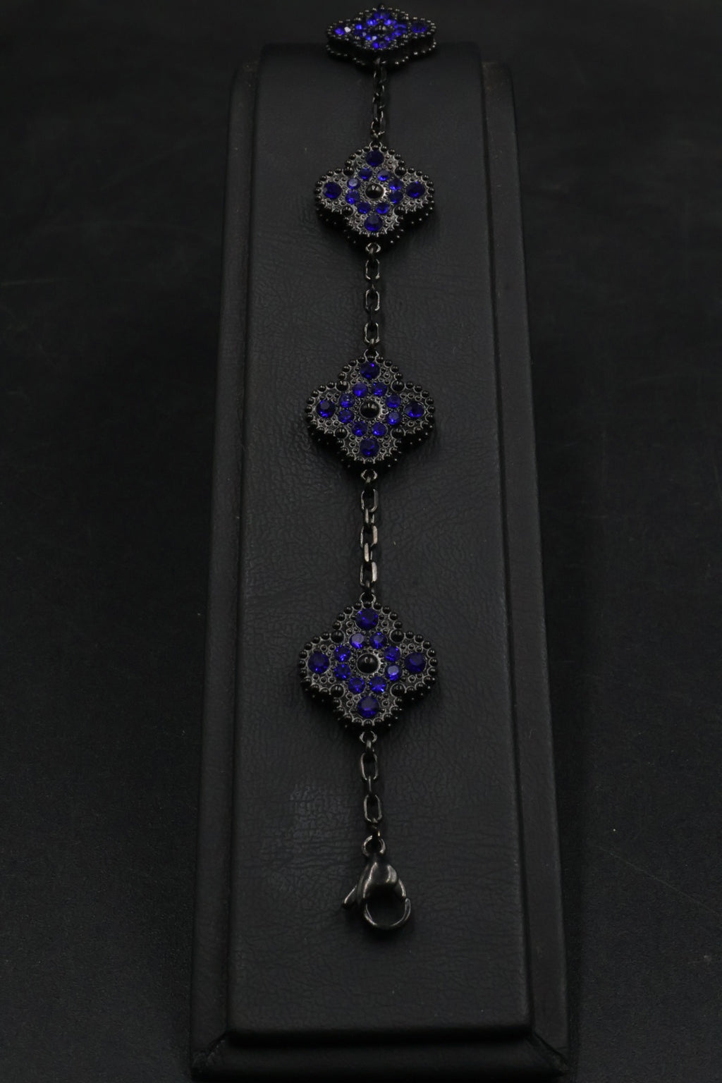 Pulsera Trébol Negro - Zirconias Azul.