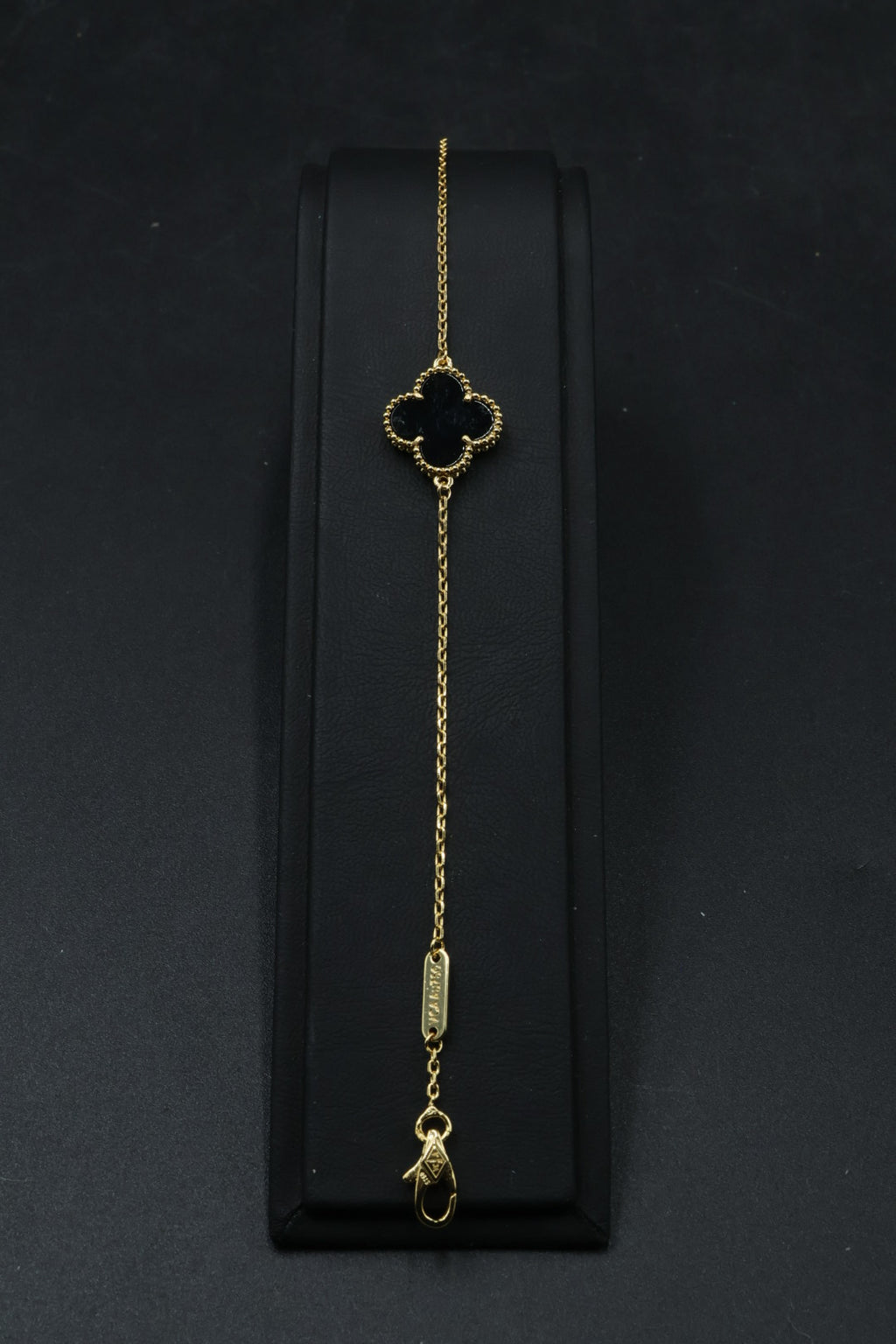 Pulsera VCA Sweet Alhambra 1:1 Gold Onyx.