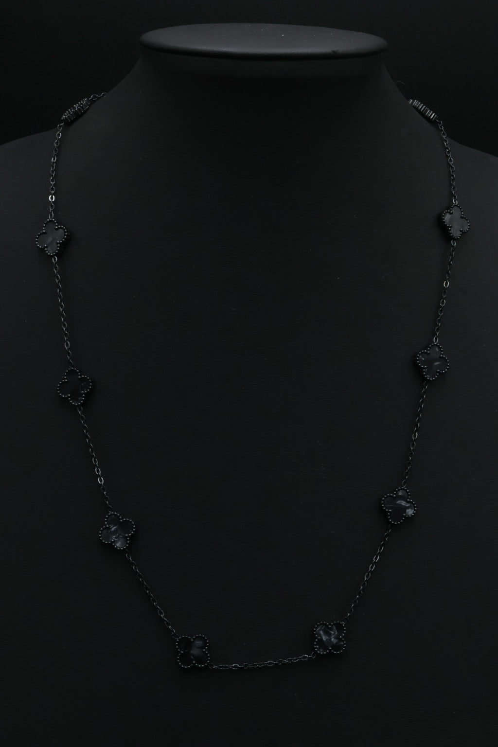 Collar Trébol 13 mm Negro Marmolado. - Negro.