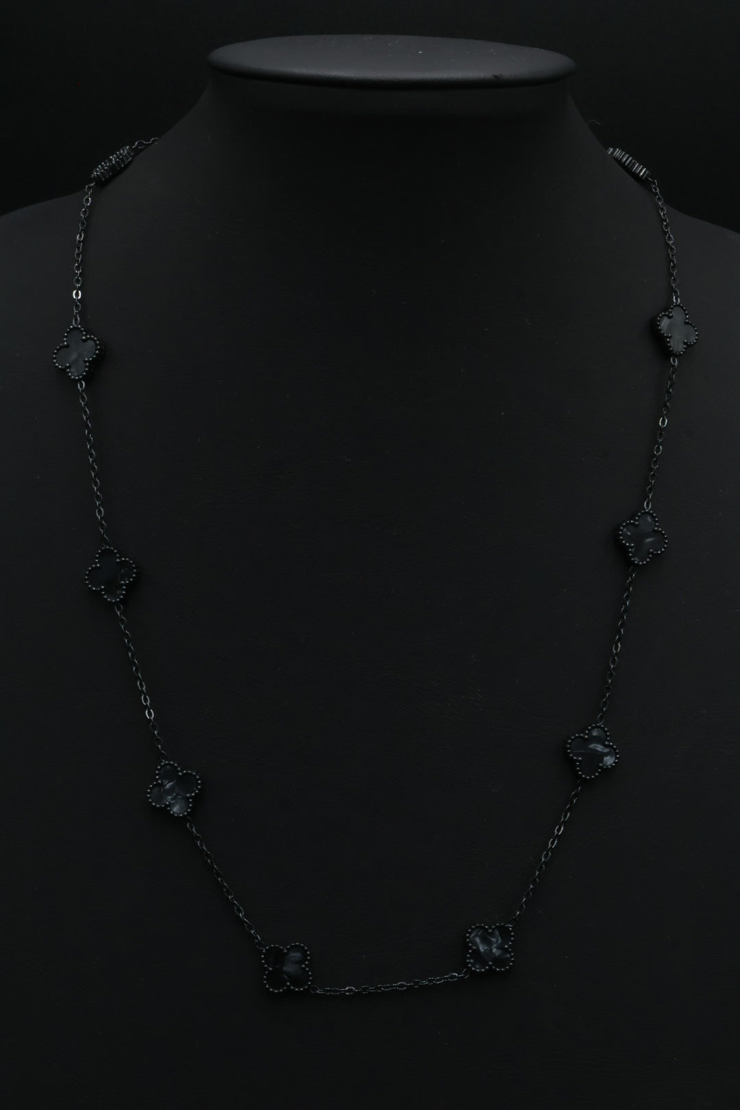 Collar Trébol 13 mm Negro Marmolado. - Negro.