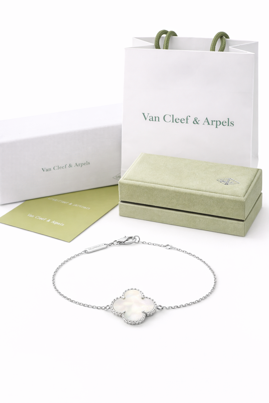Pulsera VCA Sweet Alhambra 1:1 Silver Nácar.
