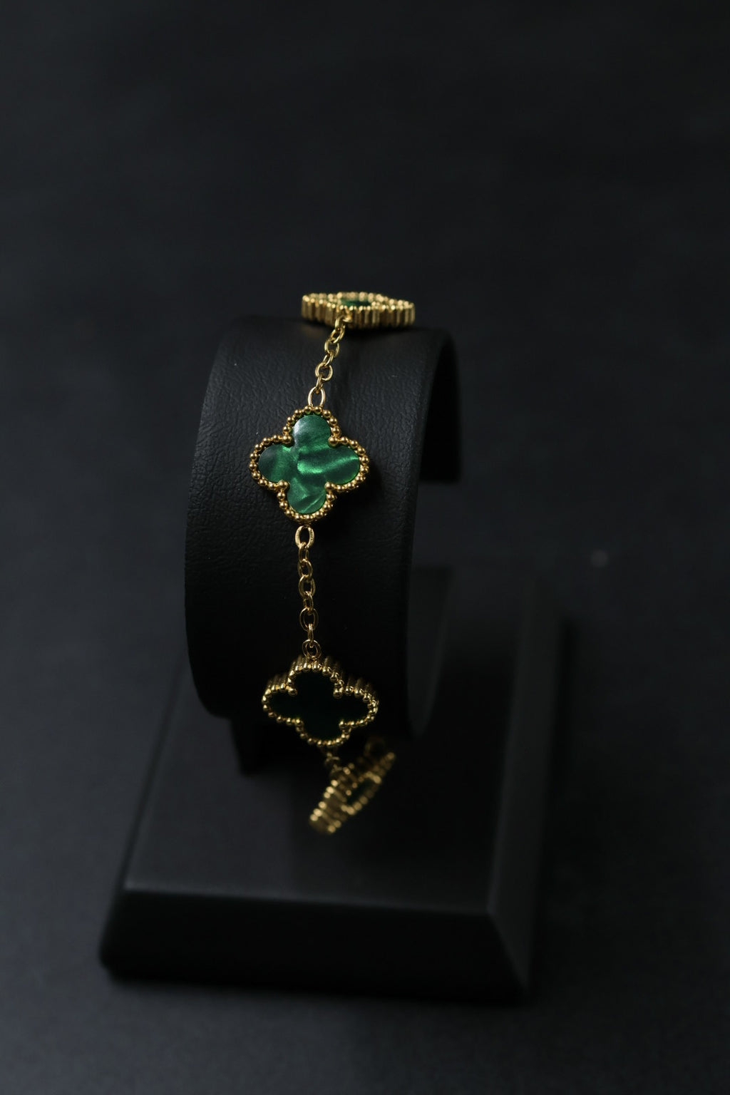 Pulsera Dorada Trébol 13 mm Mármol - Verde.