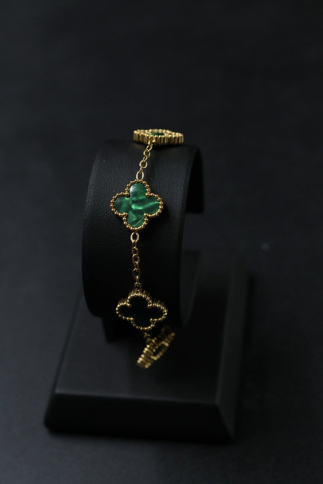 Pulsera Dorada Trébol 13 mm Mármol - Verde.