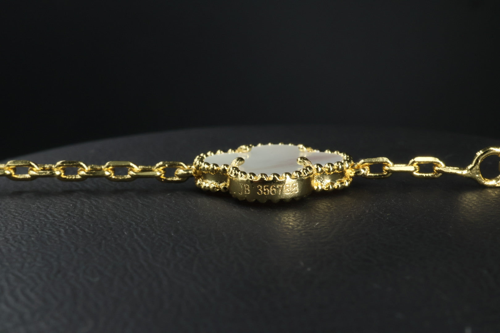 Collar VCA Alhambra 10 Motivos - Gold Nácar Diamonds.