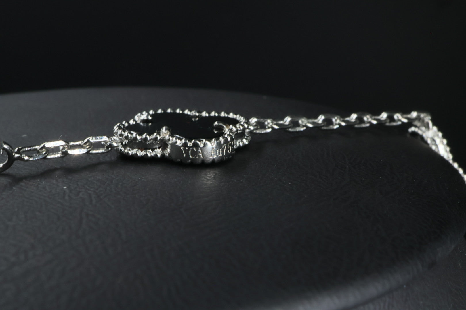 Collar VCA Alhambra 10 Motivos - Silver Onyx Diamonds.