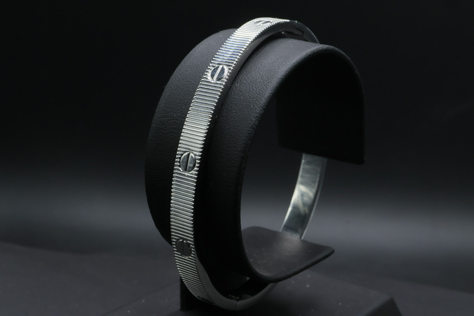 Brazalete Cartier Love Unlimited - Plateado