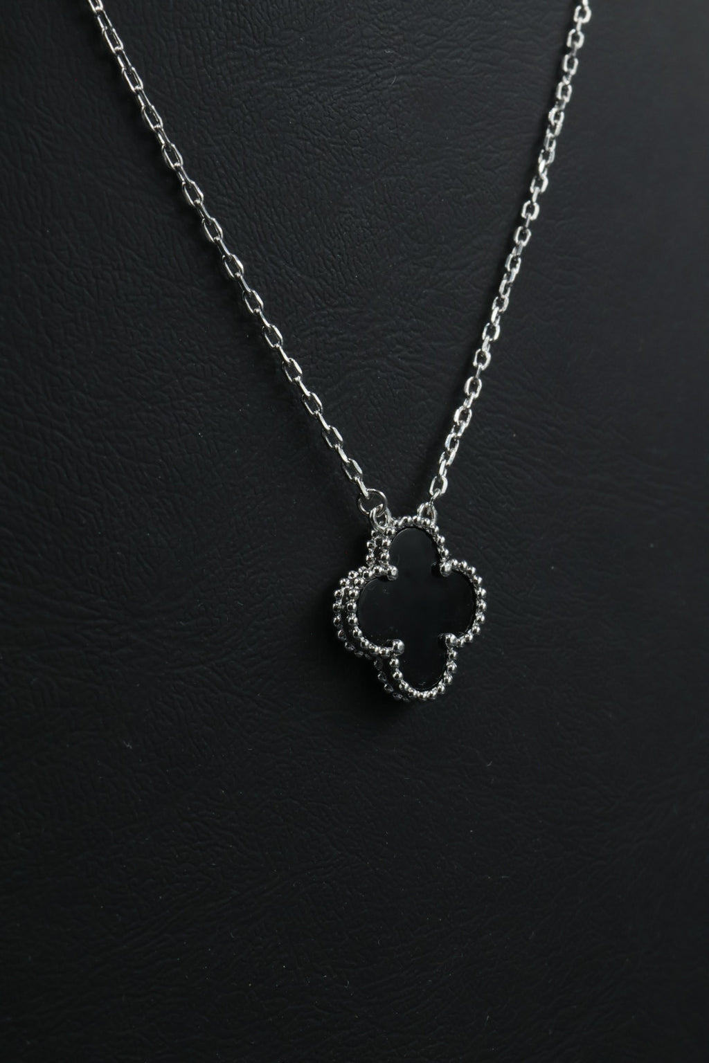 Collar Vintage Alhambra 1:1 Silver Onyx.
