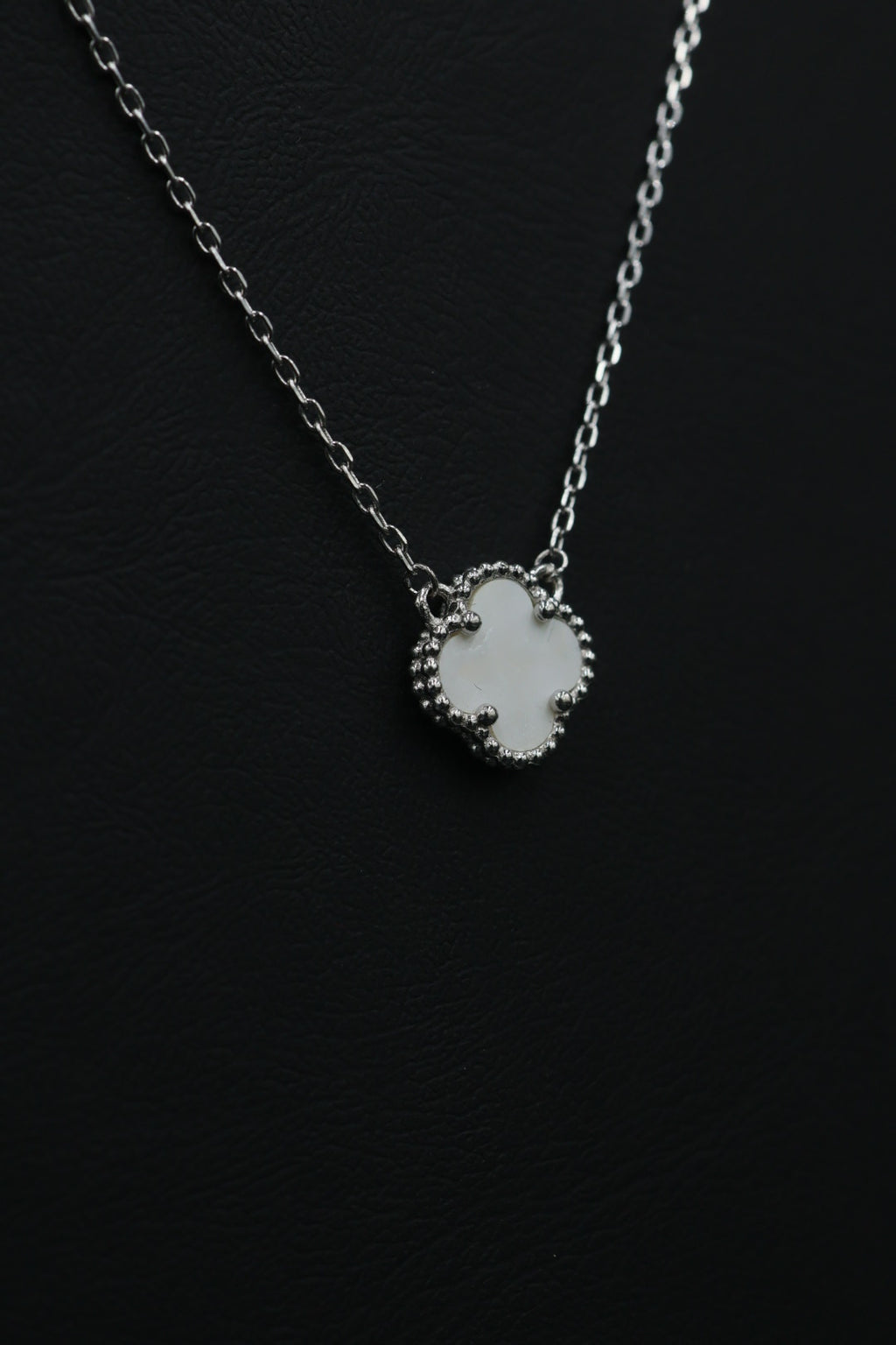Collar 1 Trébol Blanco en Plata .925 S925