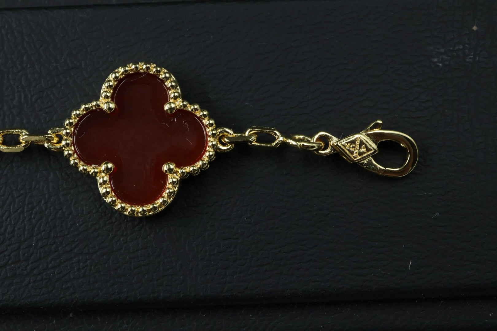 Pulsera VCA Plata .925 1:1 Vintage Alhambra, 5 Cornalina / Gold