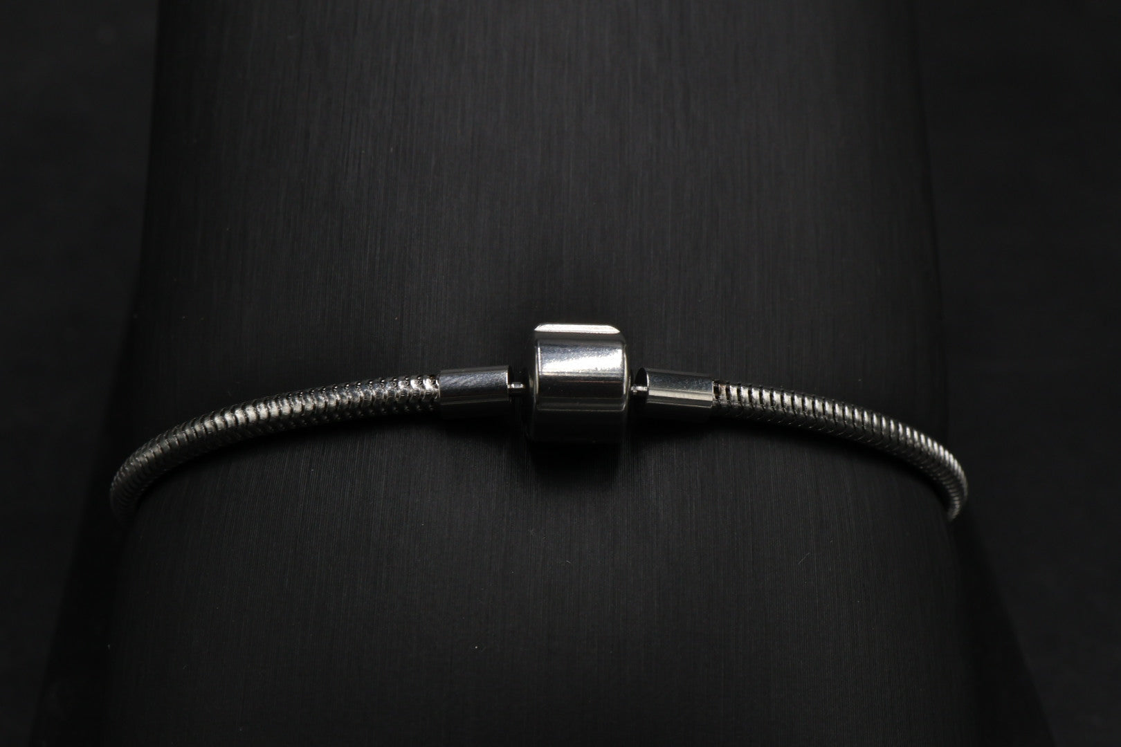 Pulsera tipo Pandora 2.
