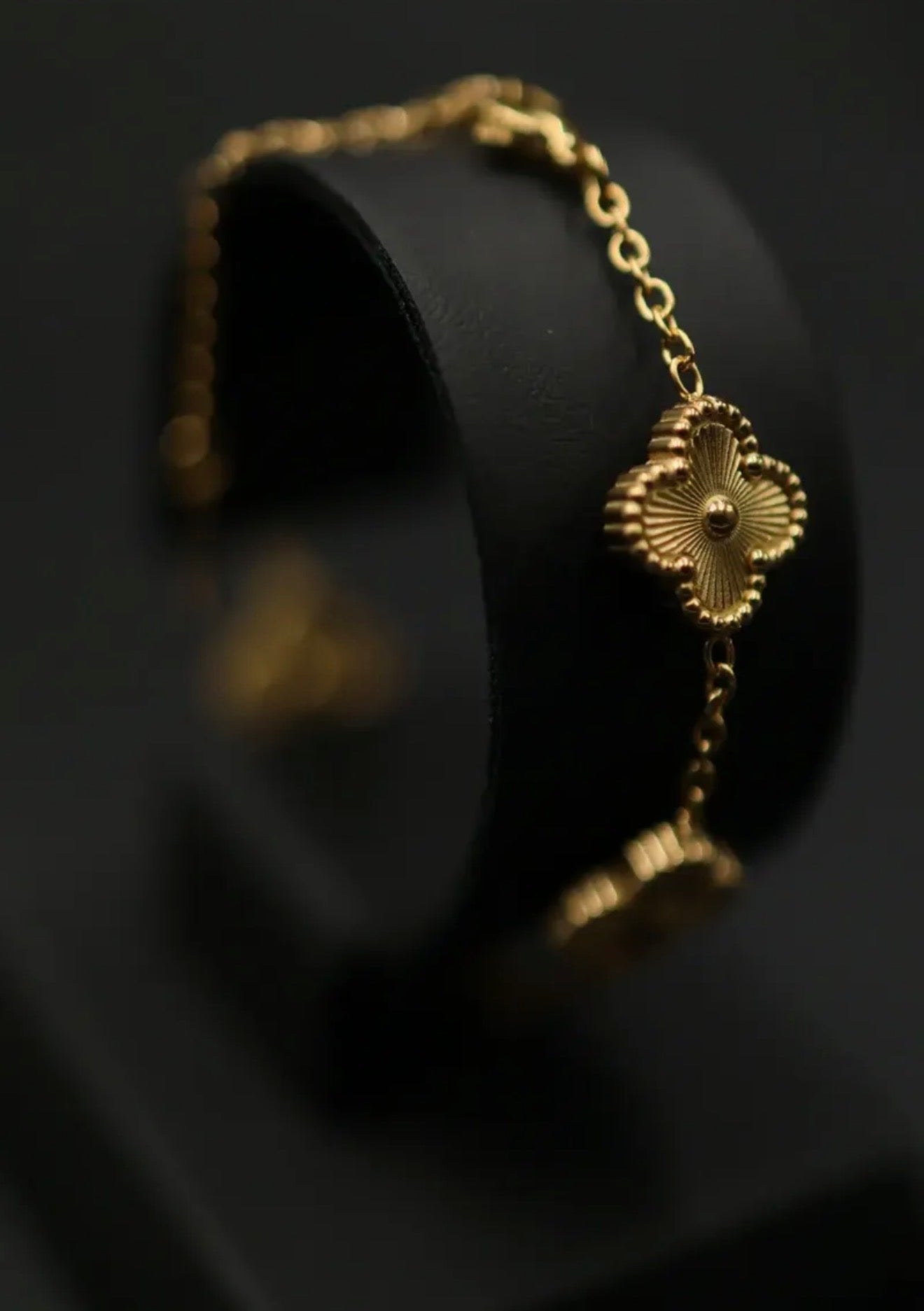 Pulsera Trébol 13 mm Dorado - Láser.