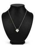 Collar 1 trébol - Plateado / Blanco.