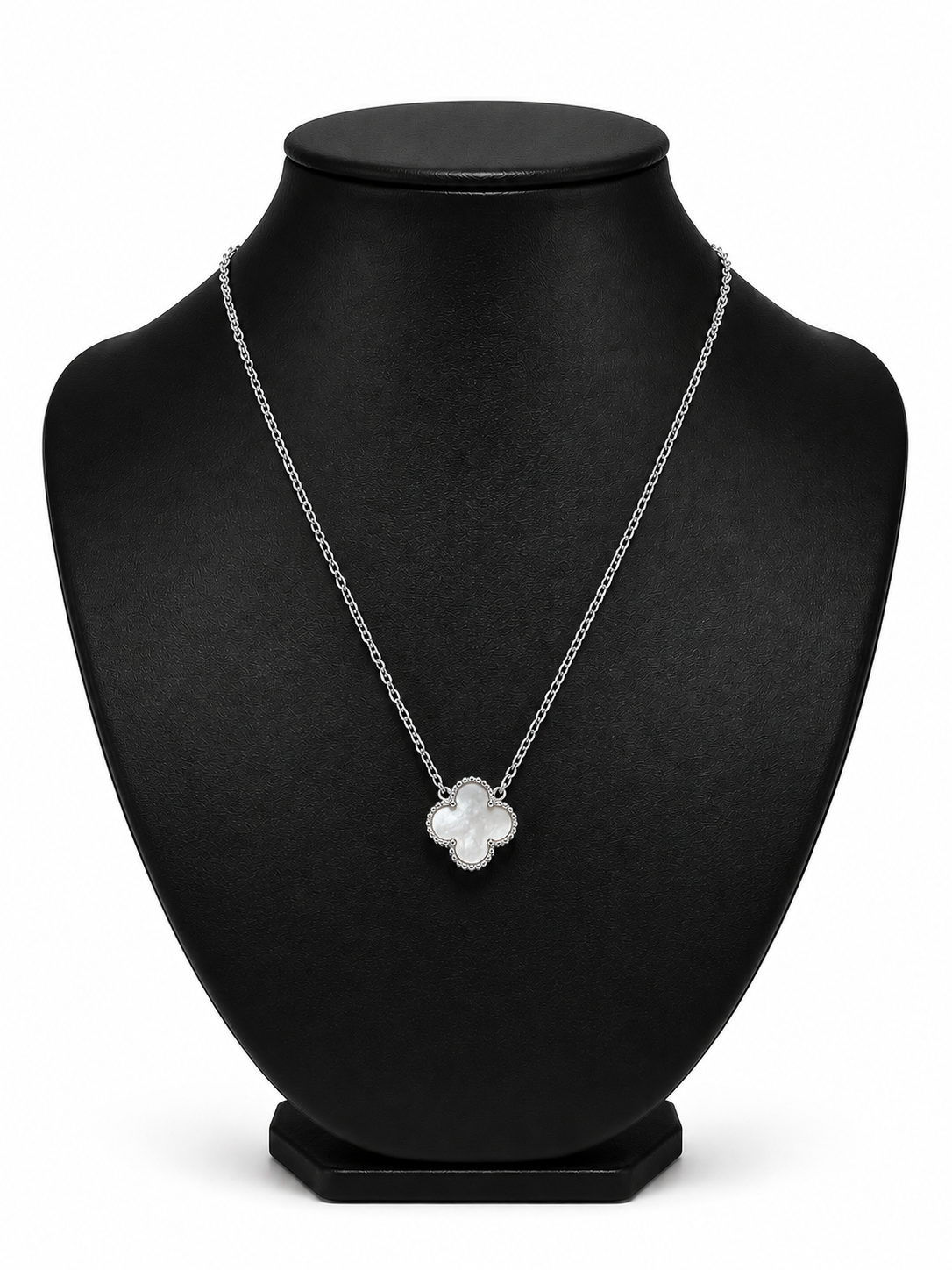 Collar 1 trébol - Plateado / Blanco.