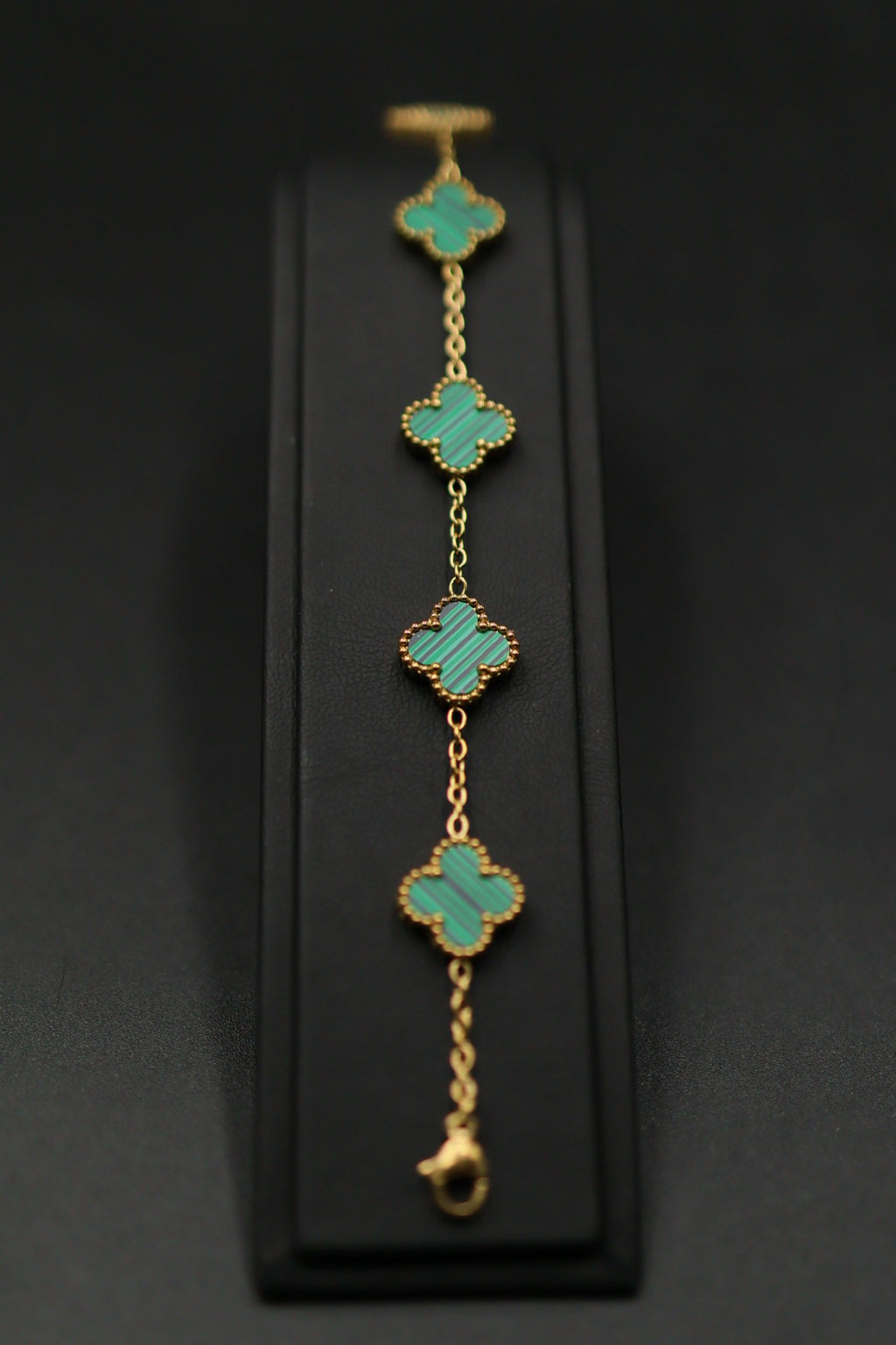 Pulsera Trébol 13 mm Liso Dorado - Verde.