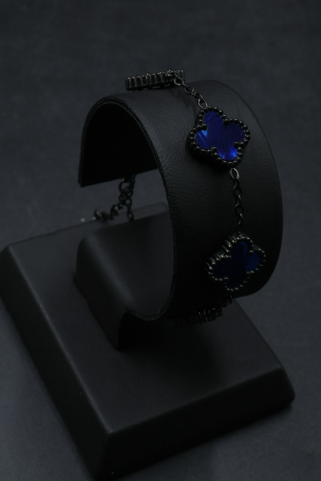Pulsera Negra Trébol 13 mm Mármol - Azul.