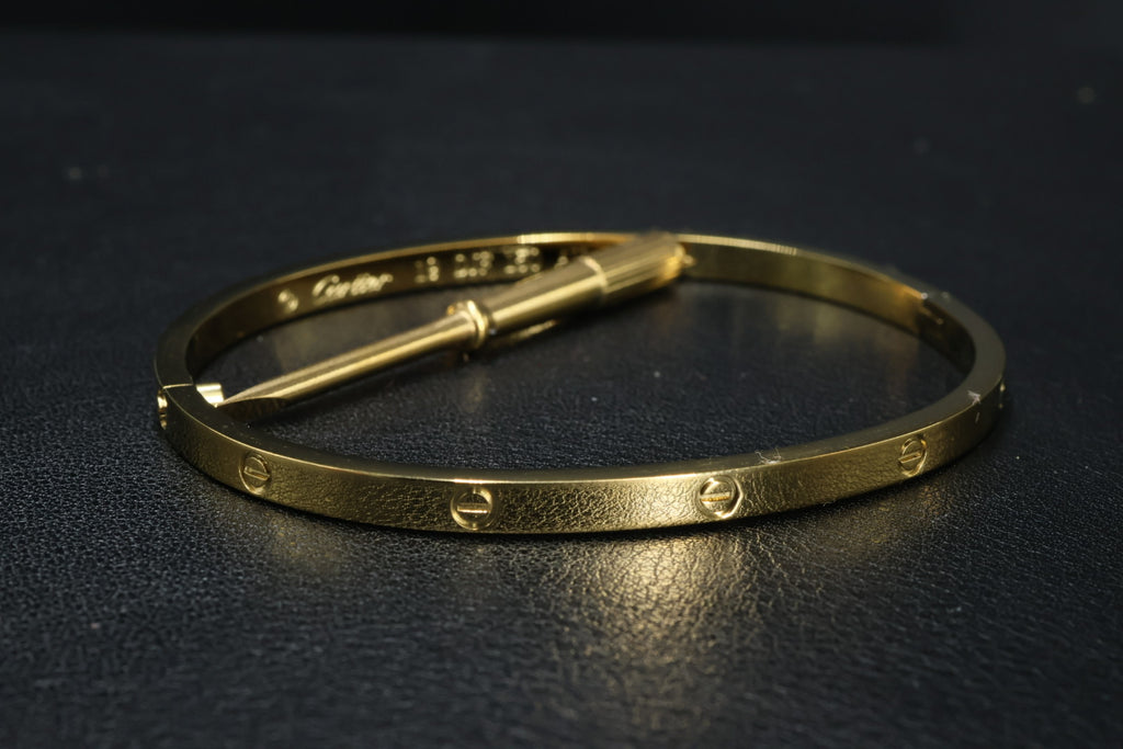 Brazalete Cartier Love - Dorado.