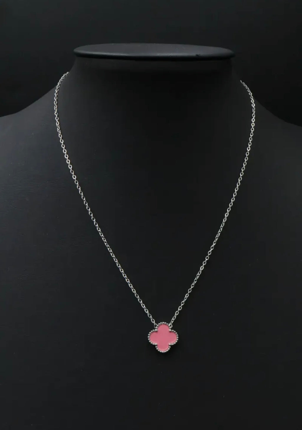 Collar 1 trébol - Plateado / Rosa.