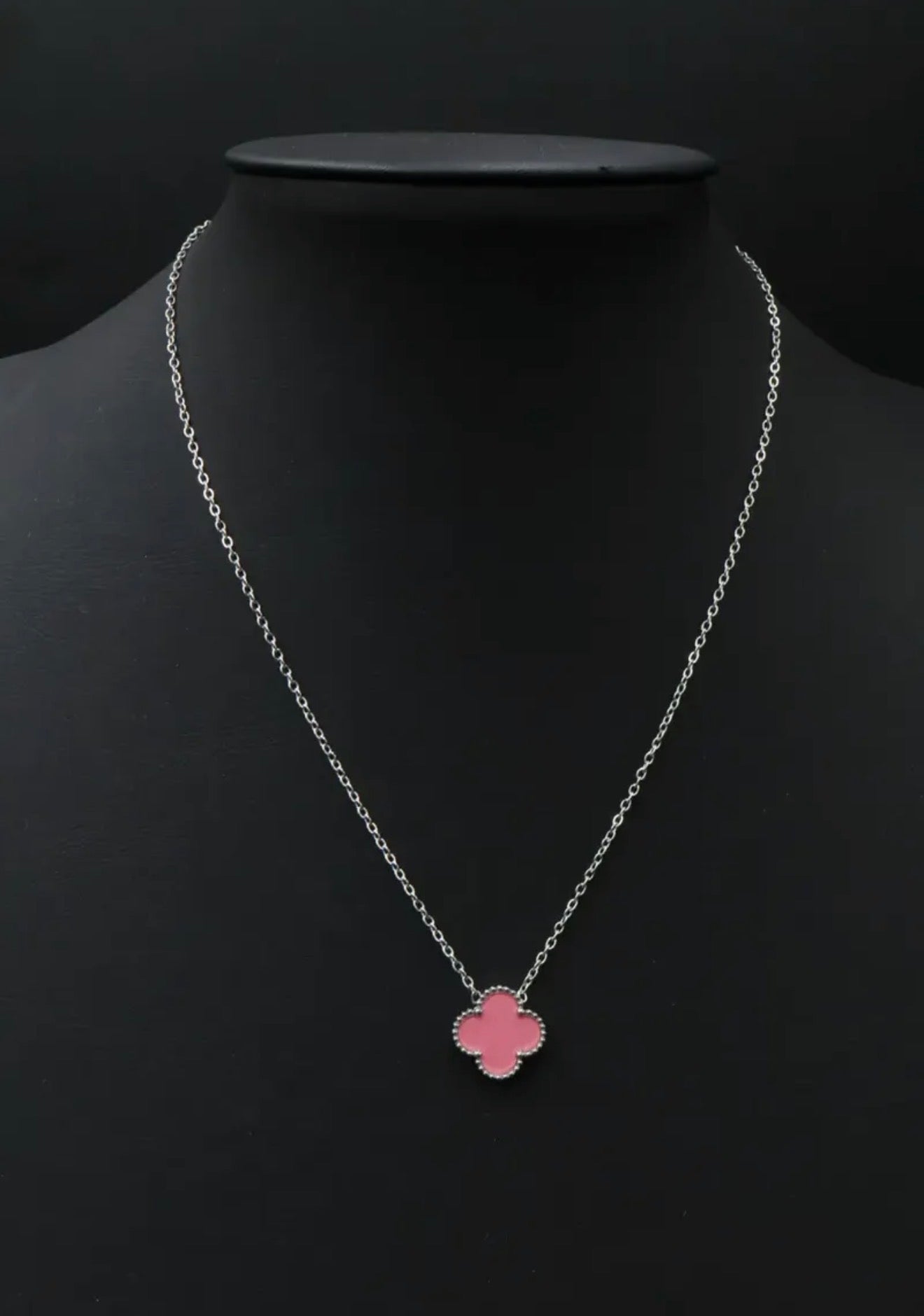Collar 1 trébol - Plateado / Rosa.