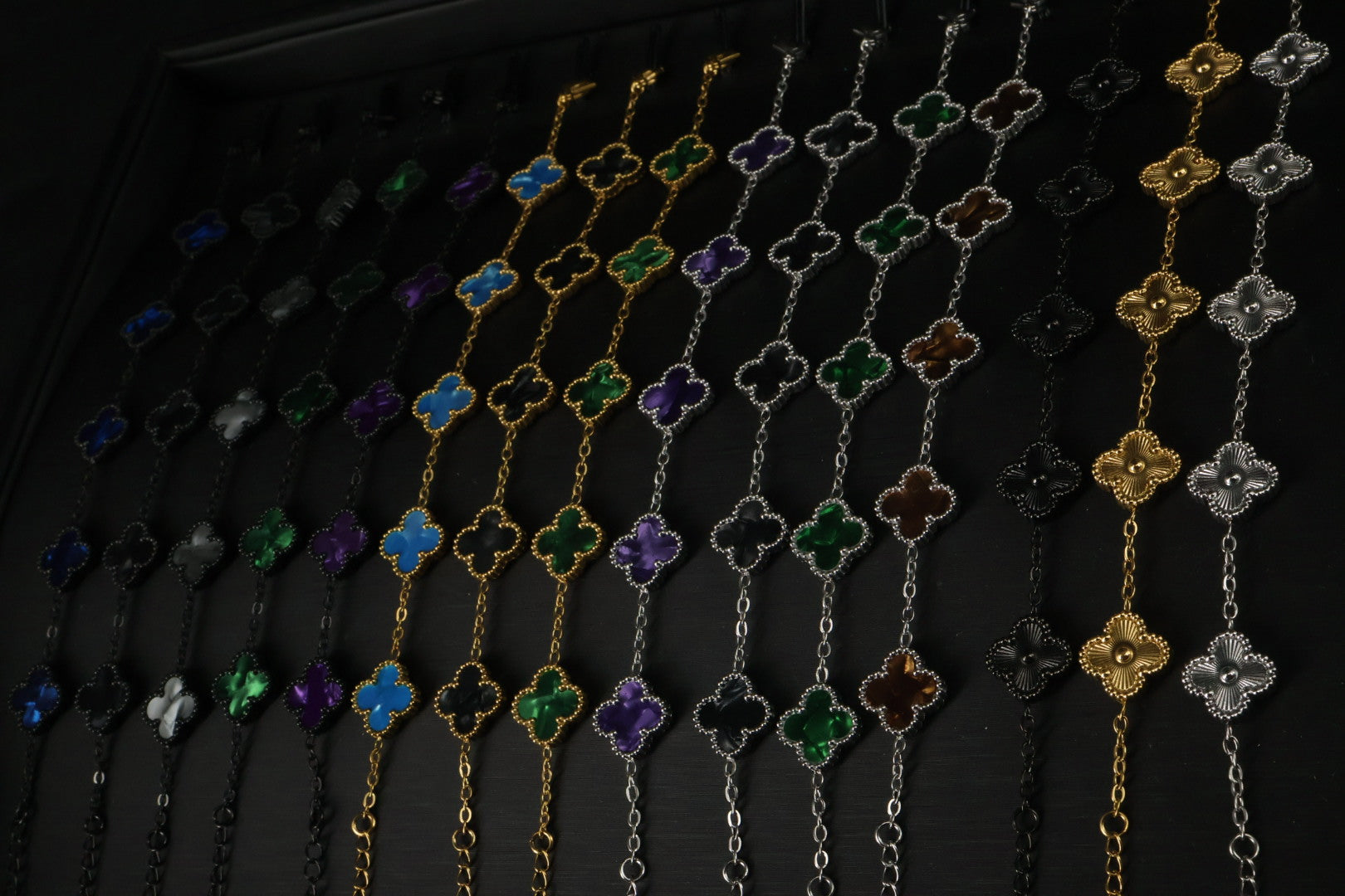 Paquete Emprendedores 10 Pulseras Trébol 13 mm Mármol.