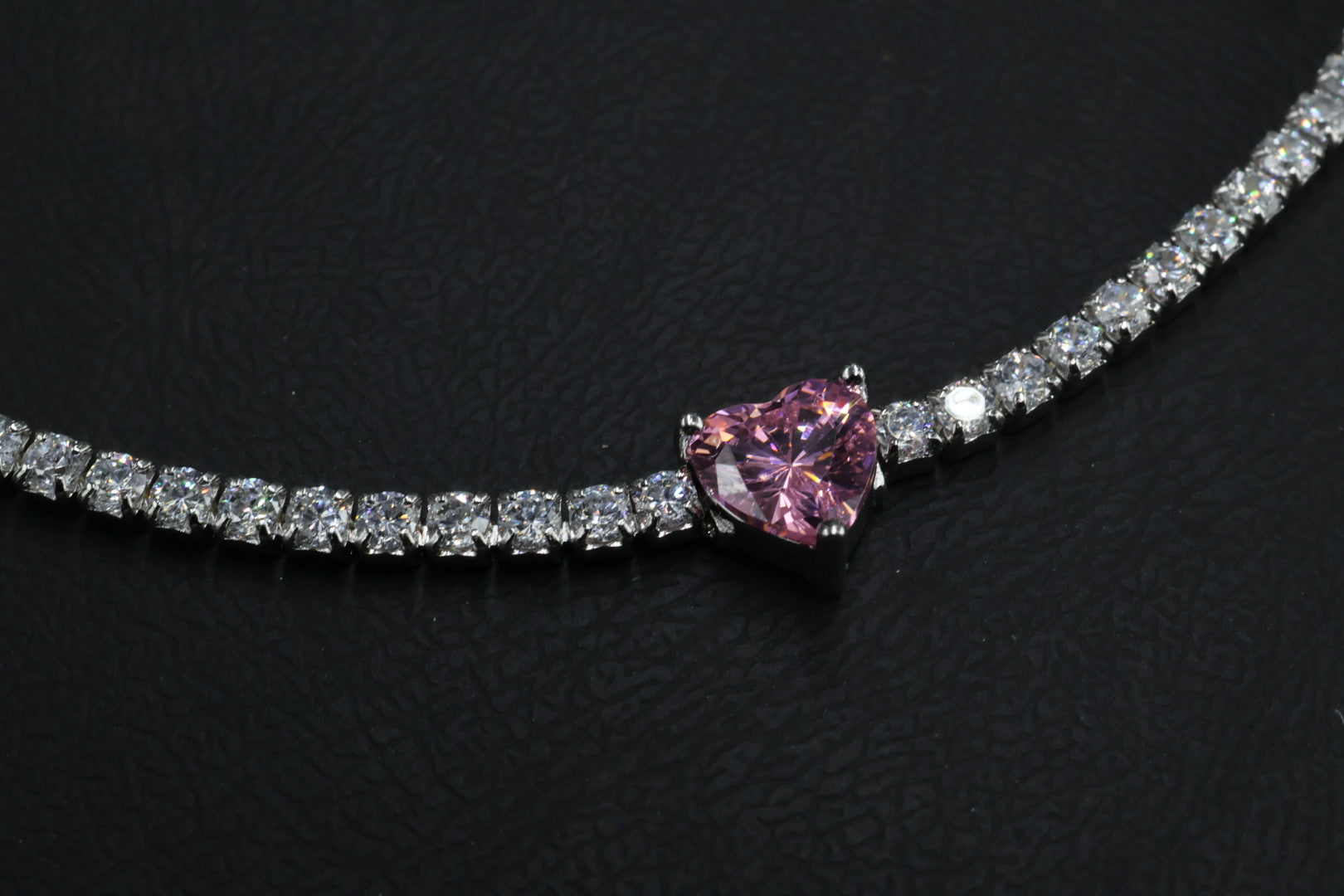 Pulsera Tenis Corazón Rosa
