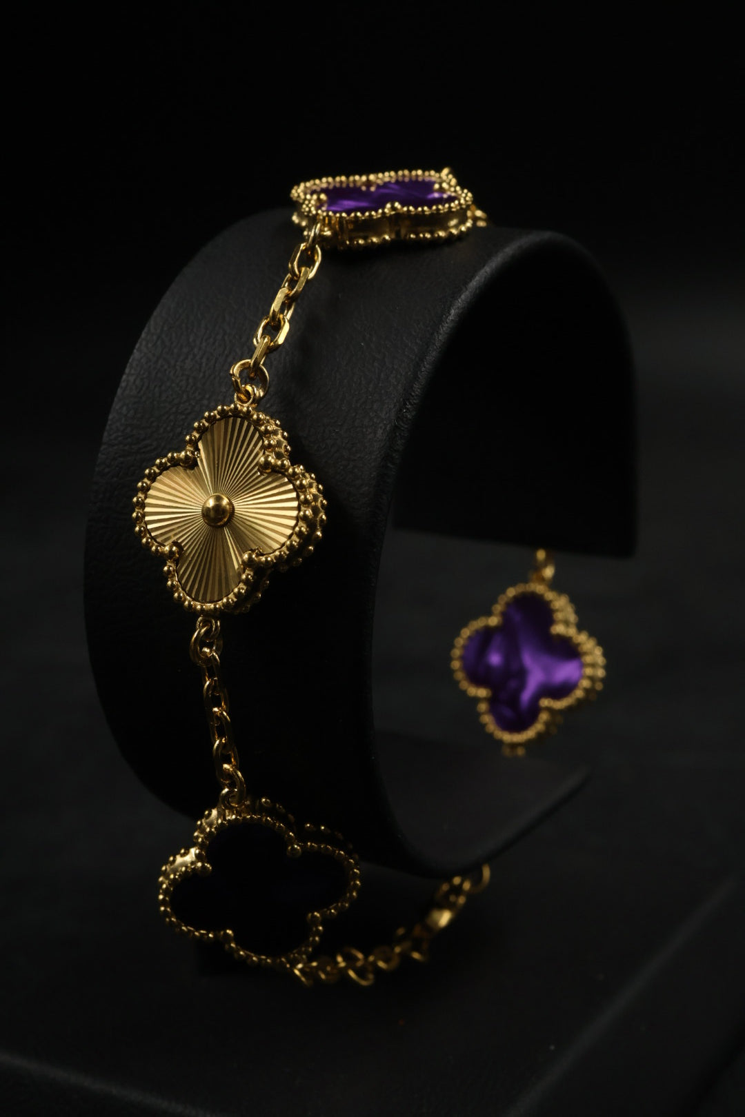 Pulsera Trébol Morado Mármol- Láser Dorado.