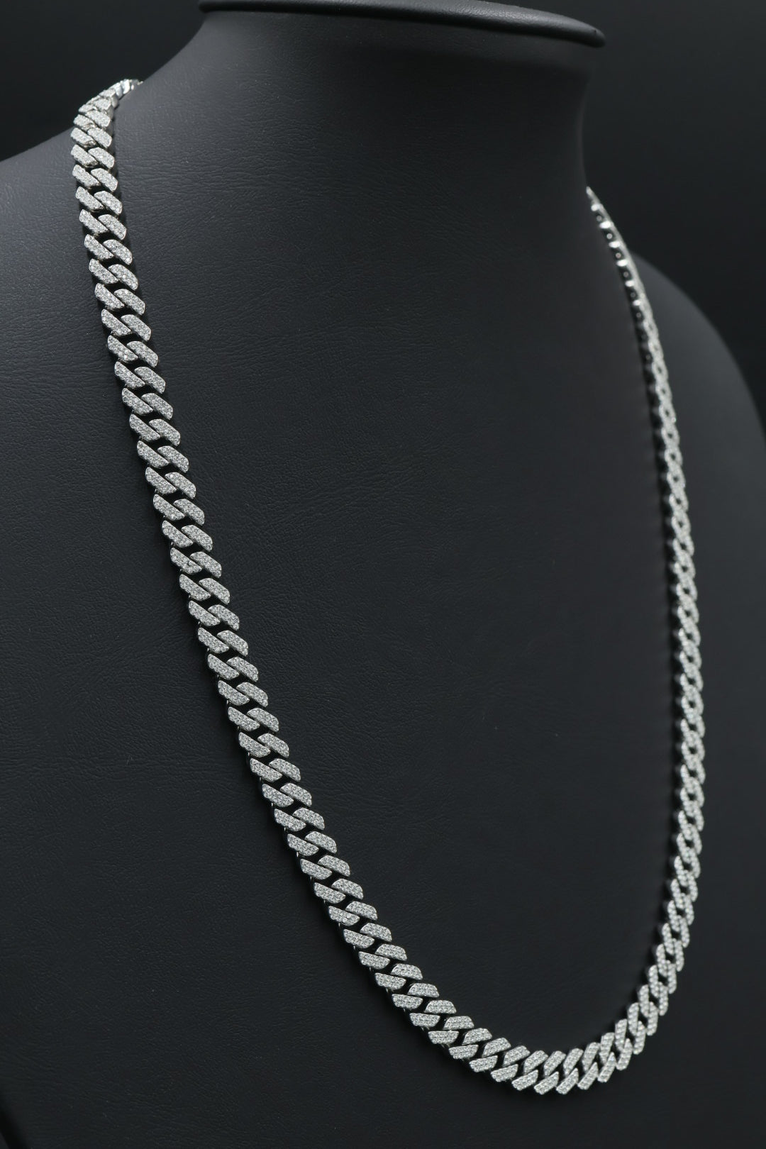 Cadena Cubana Full Zirconias con Broche de Caja. AI316L