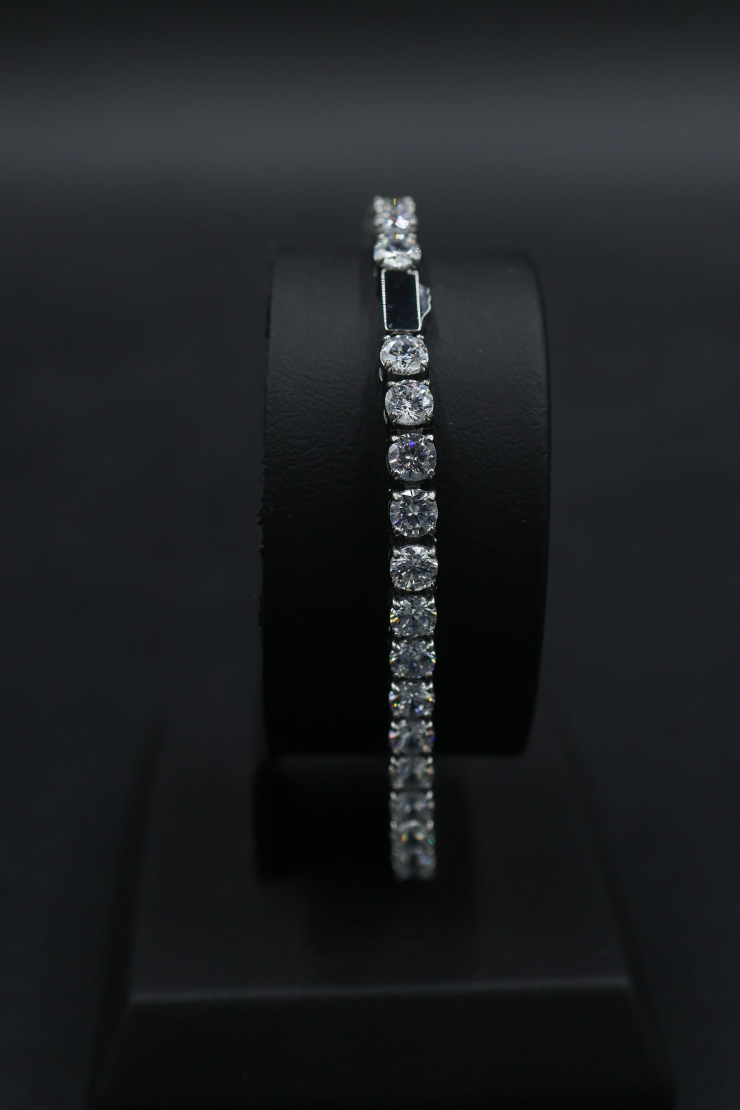Pulsera Tenis con Zirconias Plateadas 4 mm